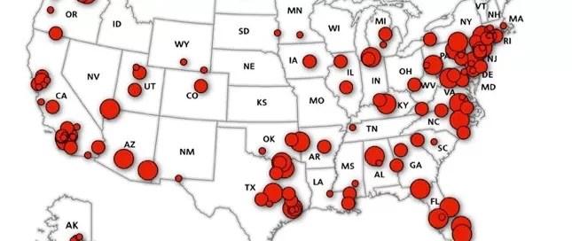 Map of the US showing planned natural gas projects with red circles indicating capacity, ranging from 10 to 1,792 MW. Concentrations are in the Northeast, Southeast, and Texas.